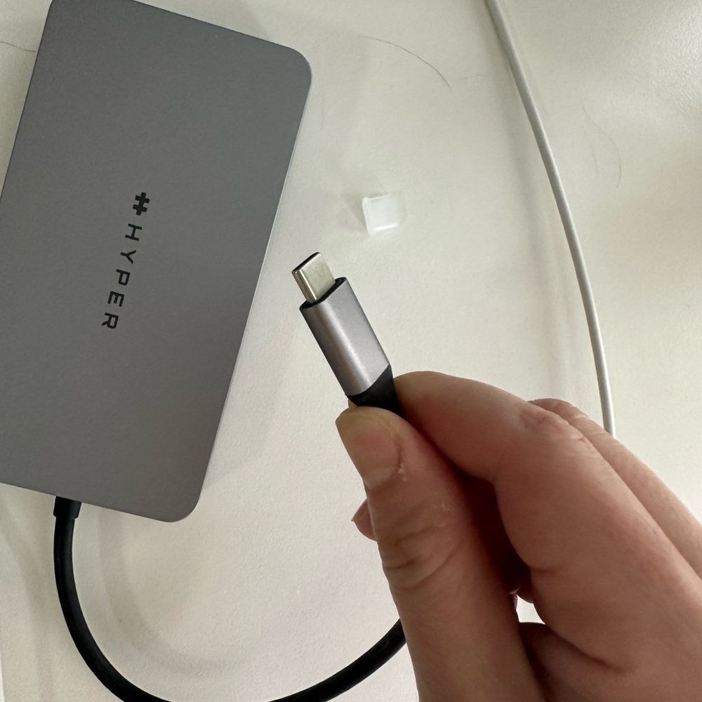 Hyper dual hdmi 10 in 1 travel dock USB-C Hub in Gray